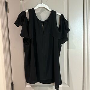 Black Vince Camuto top in size XL